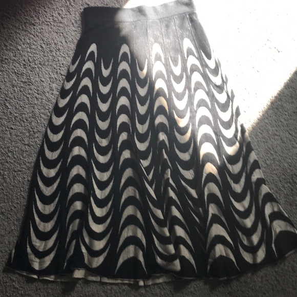 Skirt - Picture 6 of 8
